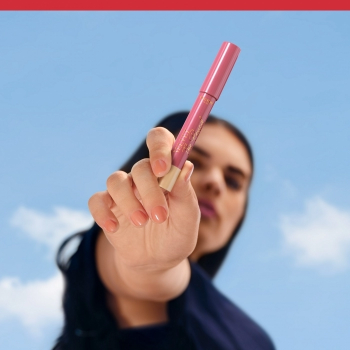 Nuevo Velvet The Pencil