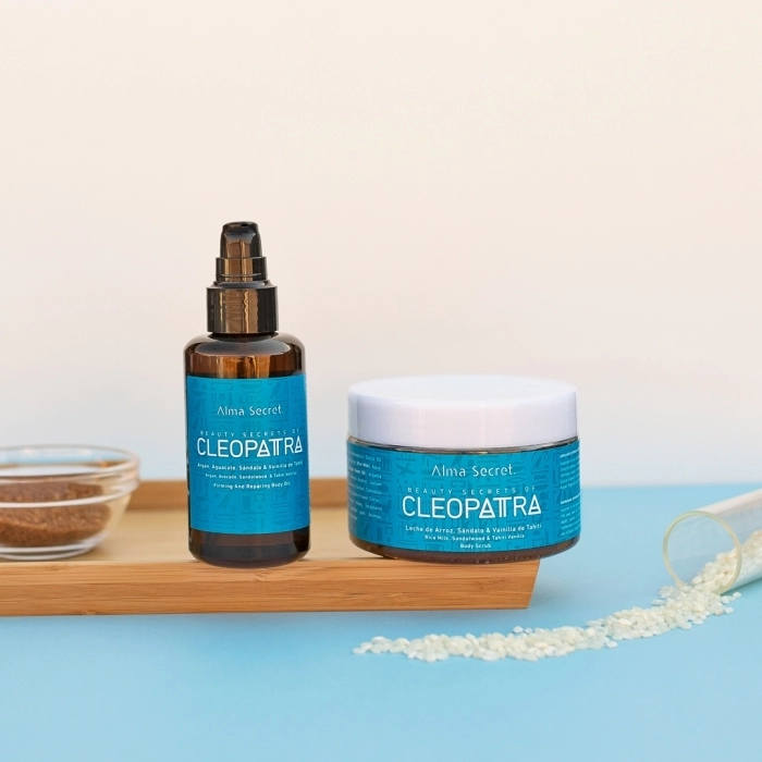 Cleopatra Aceite Reafirmante Sándalo y Vainilla Cleopatra Aceite Reafirmante Sándalo y Vainilla